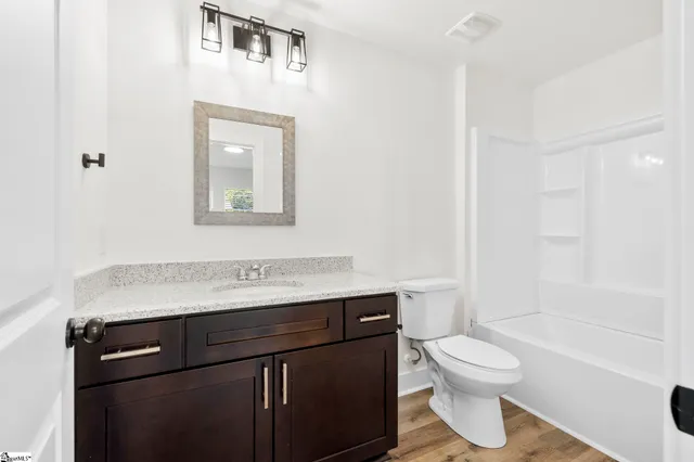 $425,000 | 5 Robin Hood Road, Taylors, SC 29687