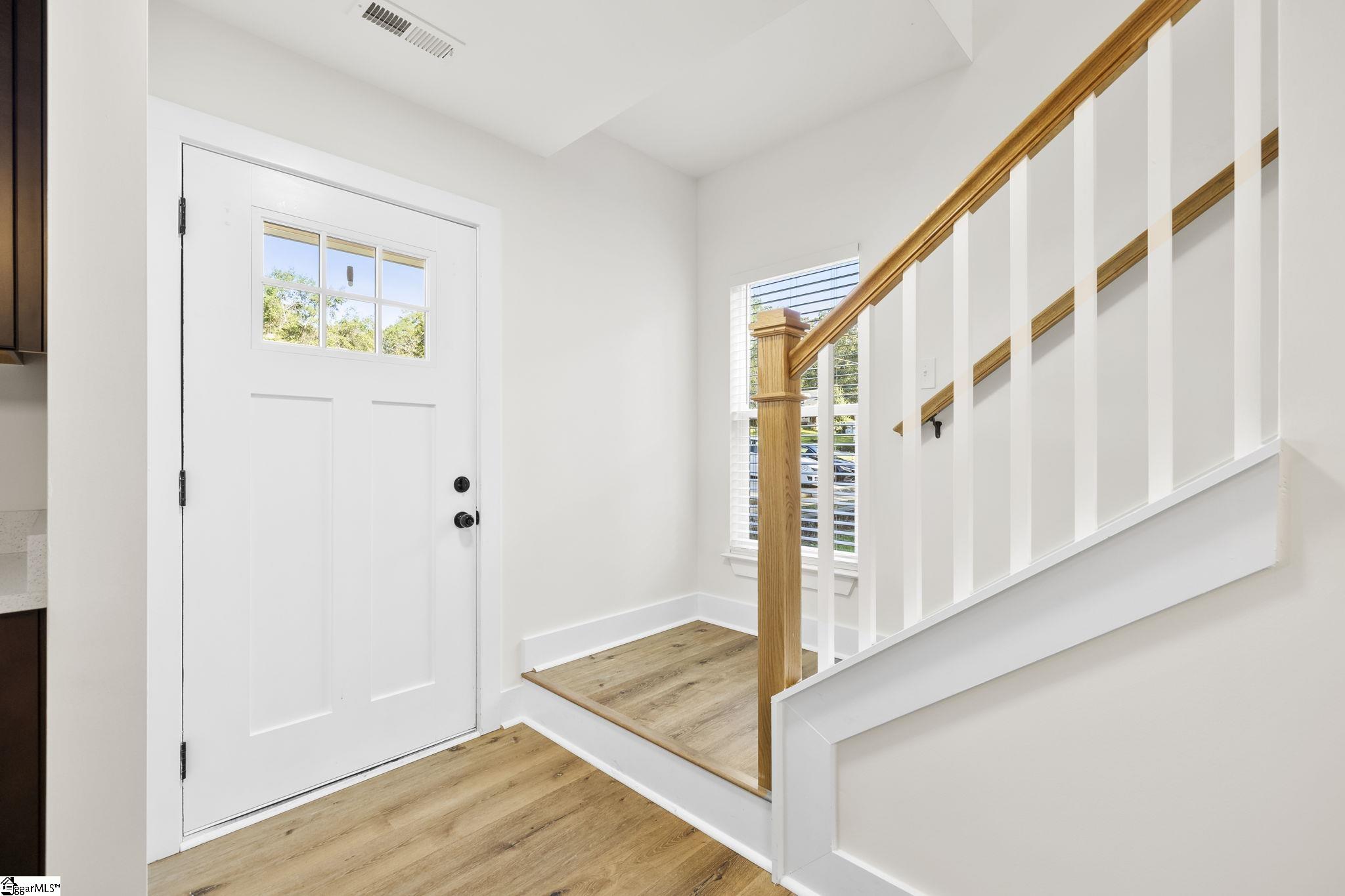 5 Robin Hood Road Taylors, SC 29687 - Photo 4 of 29