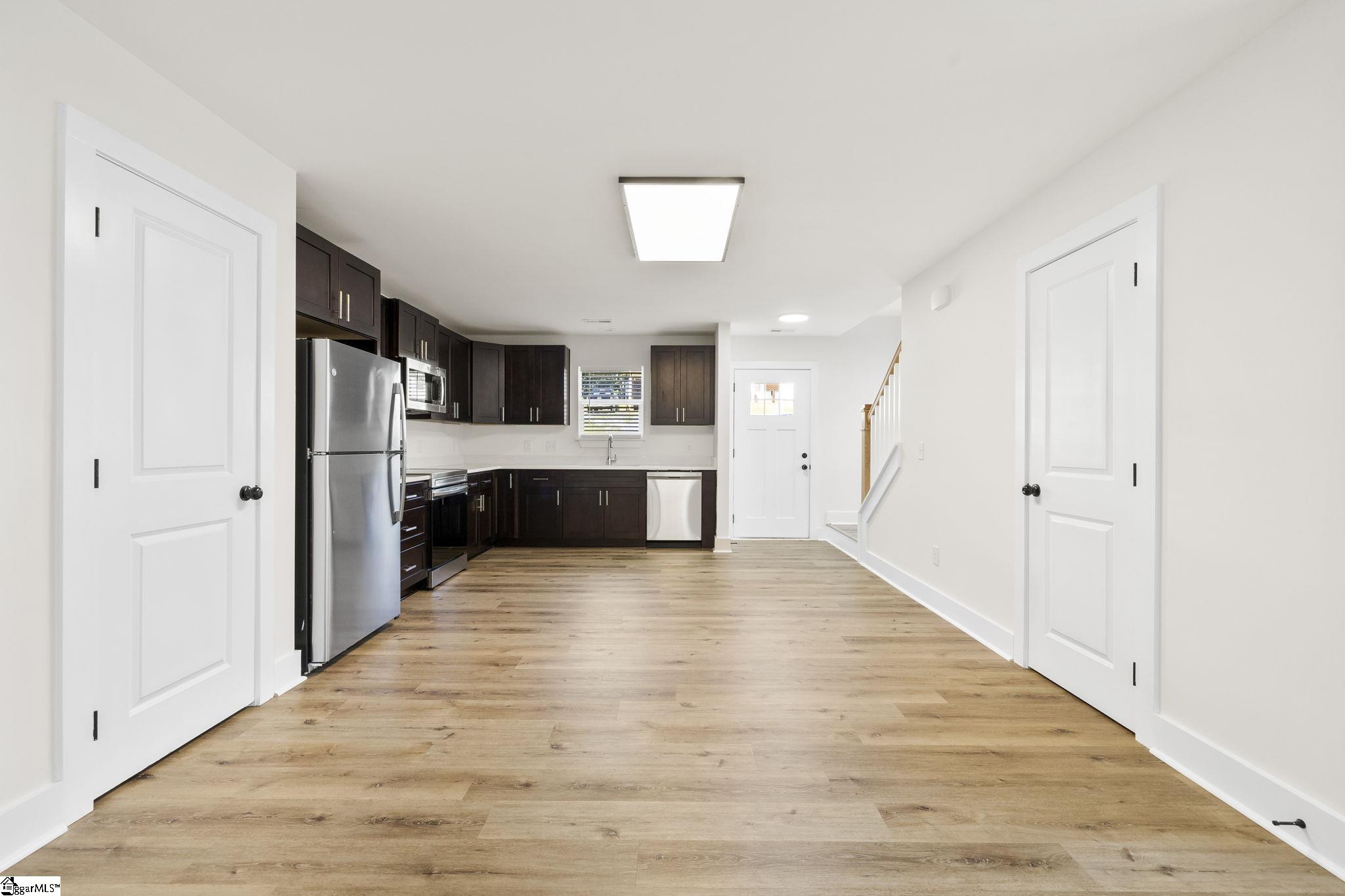 5 Robin Hood Road Taylors, SC 29687 - Photo 10 of 29