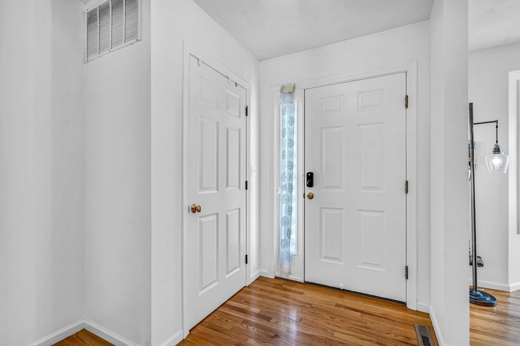 555 Main Street, Unit 8 Woburn, MA 01801 - Photo 5 of 19