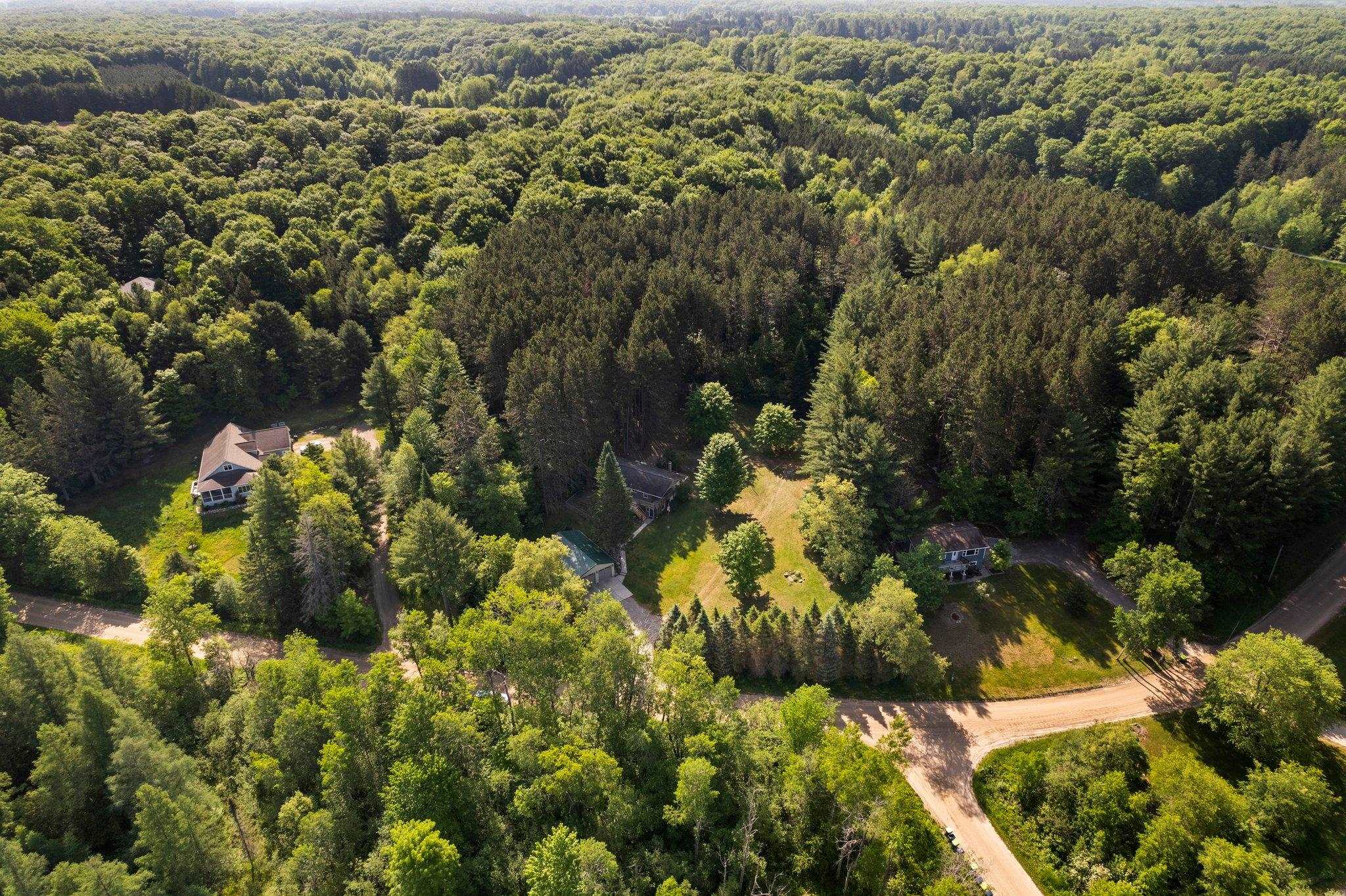 5240 Cedar Valley Road Traverse City, MI 49684 - Photo 47 of 54 1911858-46.JPG