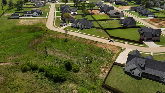 a view of an outdoor space