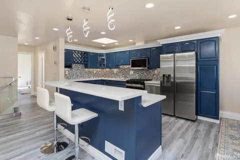 $959,000 | 1247 Fitzgerald Avenue, San Francisco, CA 94124