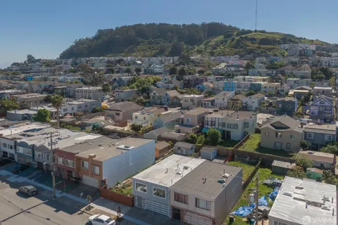 $959,000 | 1247 Fitzgerald Avenue, San Francisco, CA 94124