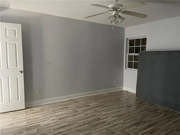 $1,500 | 4854 Pontchartrain Drive, Unit 2, Slidell, LA 70458