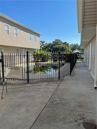 $1,500 | 4854 Pontchartrain Drive, Unit 2, Slidell, LA 70458
