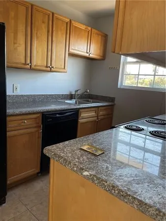 $1,500 | 4854 Pontchartrain Drive, Unit 2, Slidell, LA 70458