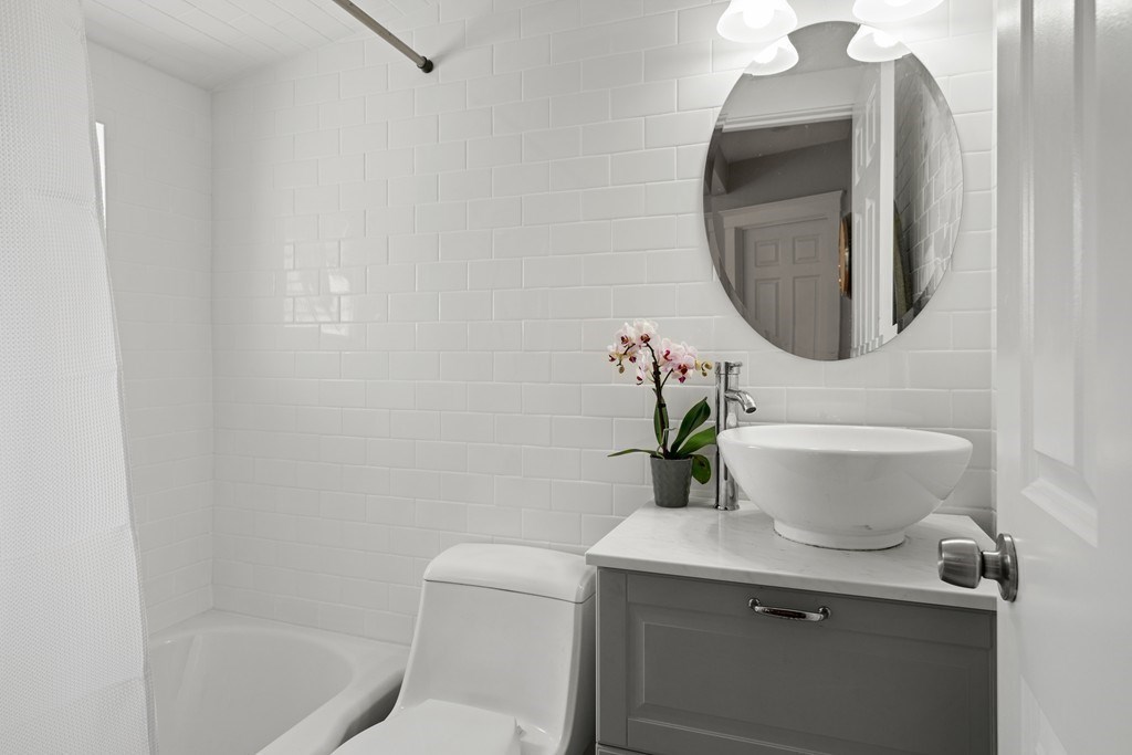 17 Plympton Street Waltham, MA 02451 - Photo 14 of 29