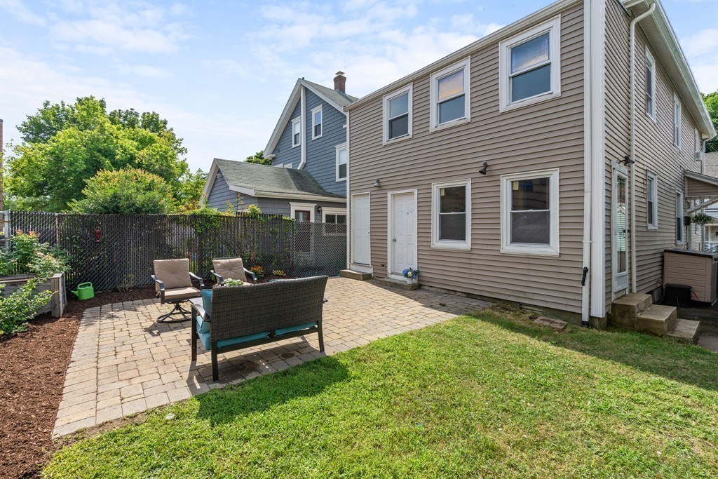 17 Plympton Street Waltham, MA 02451 - Photo 24 of 29