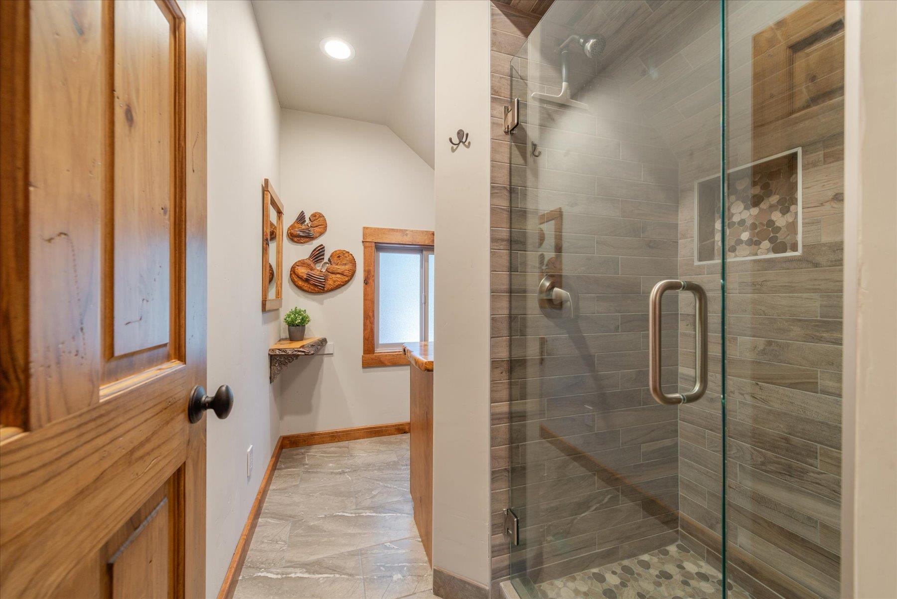 5225 Palisade Road Soda Springs, CA 95728 - Photo 19 of 26 Gallery Image 19