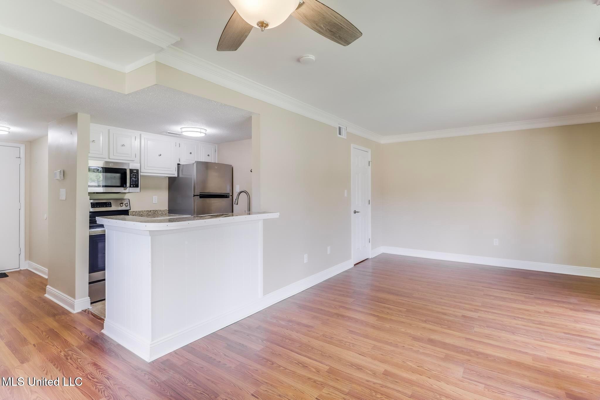 242 Molokai, Unit J Diamondhead, MS 39525 - Photo 2 of 18 2