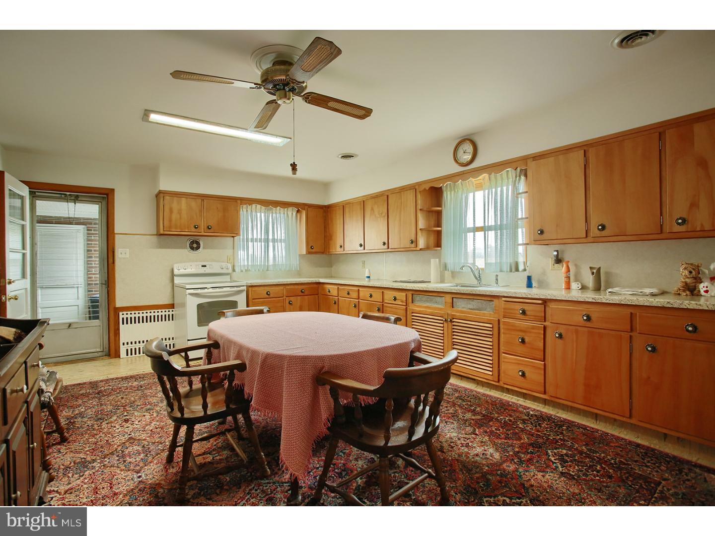 2253 Moselem Spring Road Fleetwood, PA 19522 - Photo 8 of 21 Kitchen