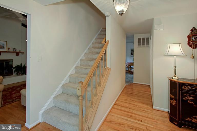 2361 Old Trail Drive Reston, VA 20191 - Photo 17 of 26 Interior (General)