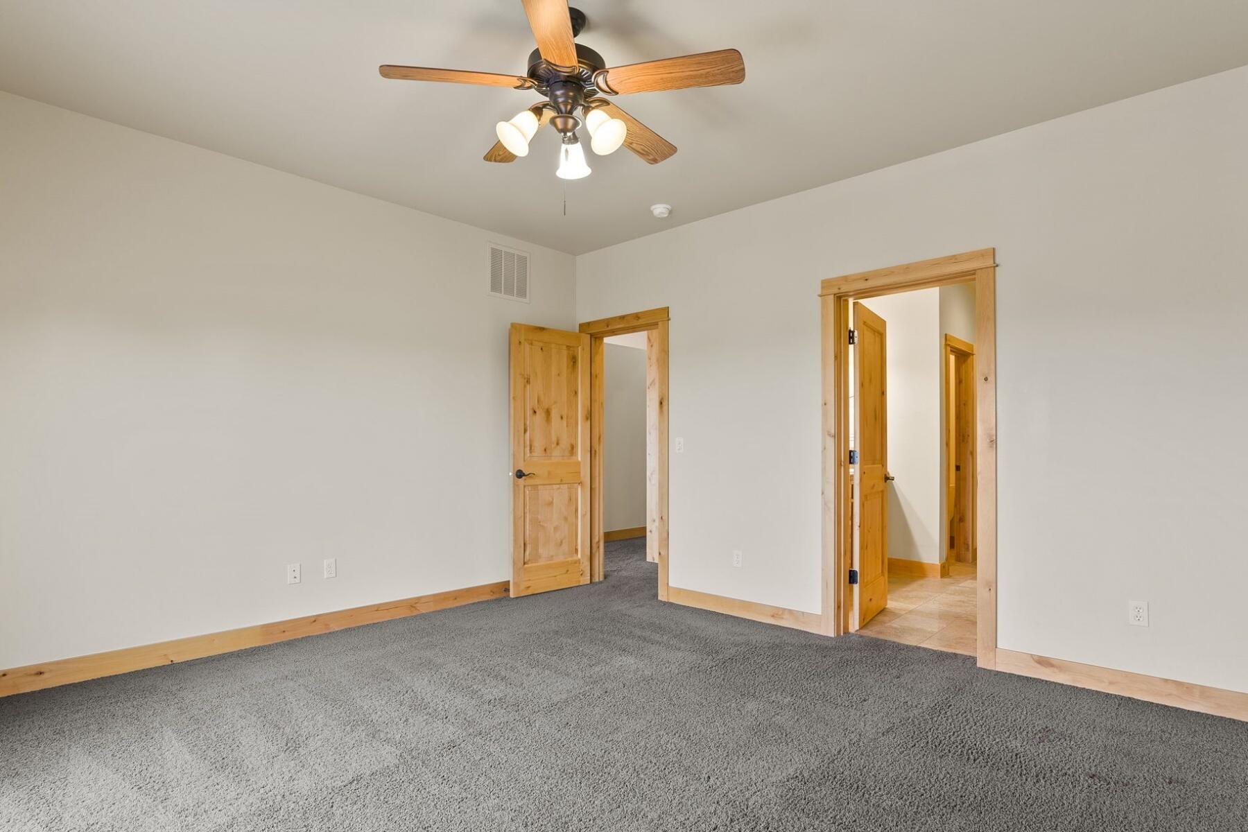 859 Southwest Blakely Road Bend, OR 97702 - Photo 13 of 40 batch_13