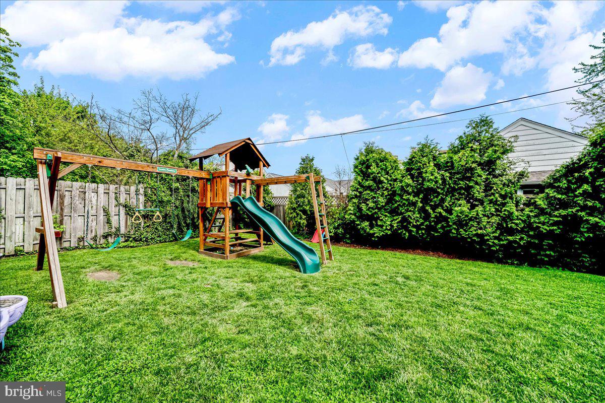 308 Chestnut Avenue Narberth, PA 19072 - Photo 25 of 66