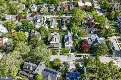 $1,000,000 | 308 Chestnut Avenue, Narberth, PA 19072