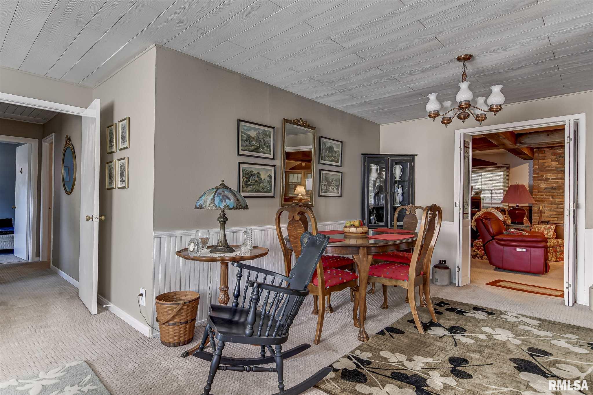138 Circle Drive Springfield, IL 62703 - Photo 17 of 41