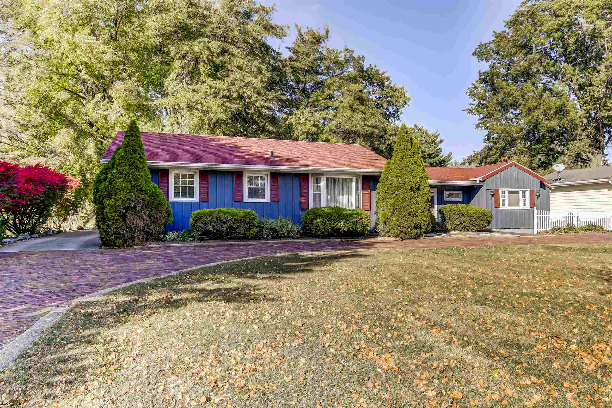 138 Circle Drive Springfield, IL 62703 - Photo 5 of 41