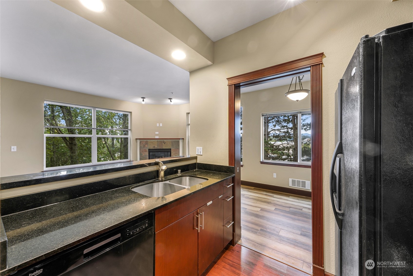259 West Bakerview Road, Unit C206 Bellingham, WA 98226 - Photo 3 of 36 Gallery Image 3