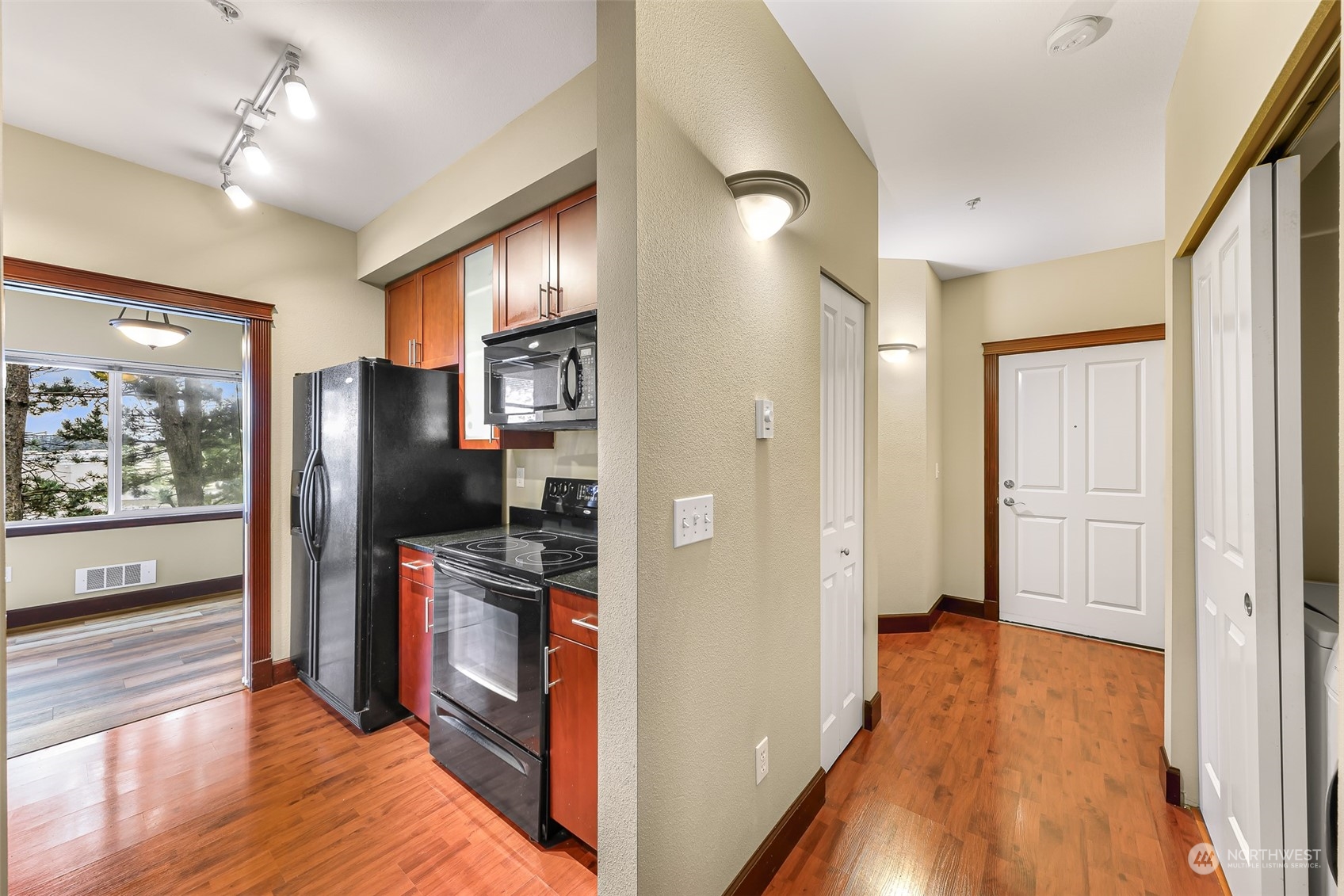 259 West Bakerview Road, Unit C206 Bellingham, WA 98226 - Photo 35 of 36 Gallery Image 35