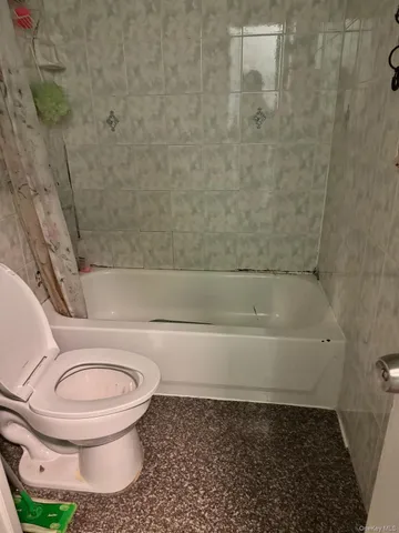 $2,100 | 35-27 109th Street | North Corona