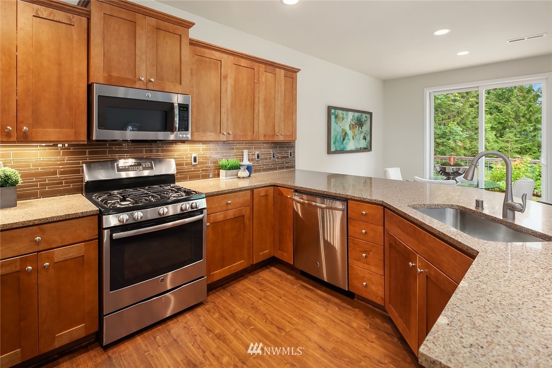 17830 Southeast 188th Place Renton, WA 98058 - Photo 8 of 24 Gallery Image 8