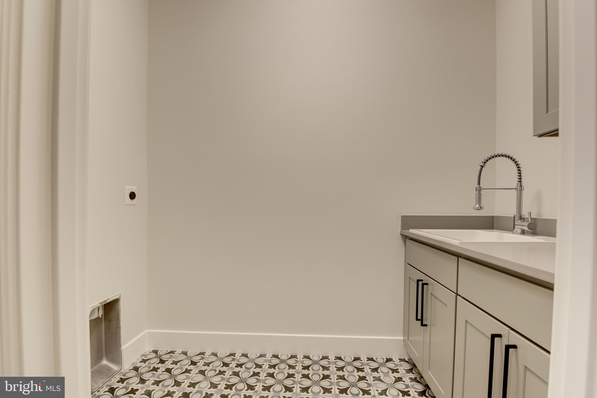 8609 Seven Locks Road Bethesda, MD 20817 - Photo 30 of 45 Laundry room on bedroom level