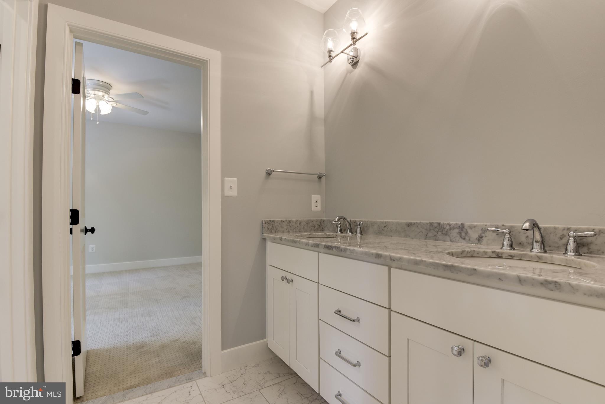 8609 Seven Locks Road Bethesda, MD 20817 - Photo 31 of 45 Jack and Jill bath