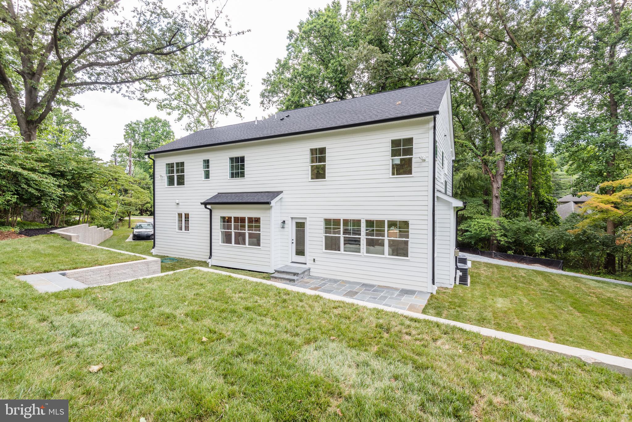 8609 Seven Locks Road Bethesda, MD 20817 - Photo 42 of 45 Rear elevation