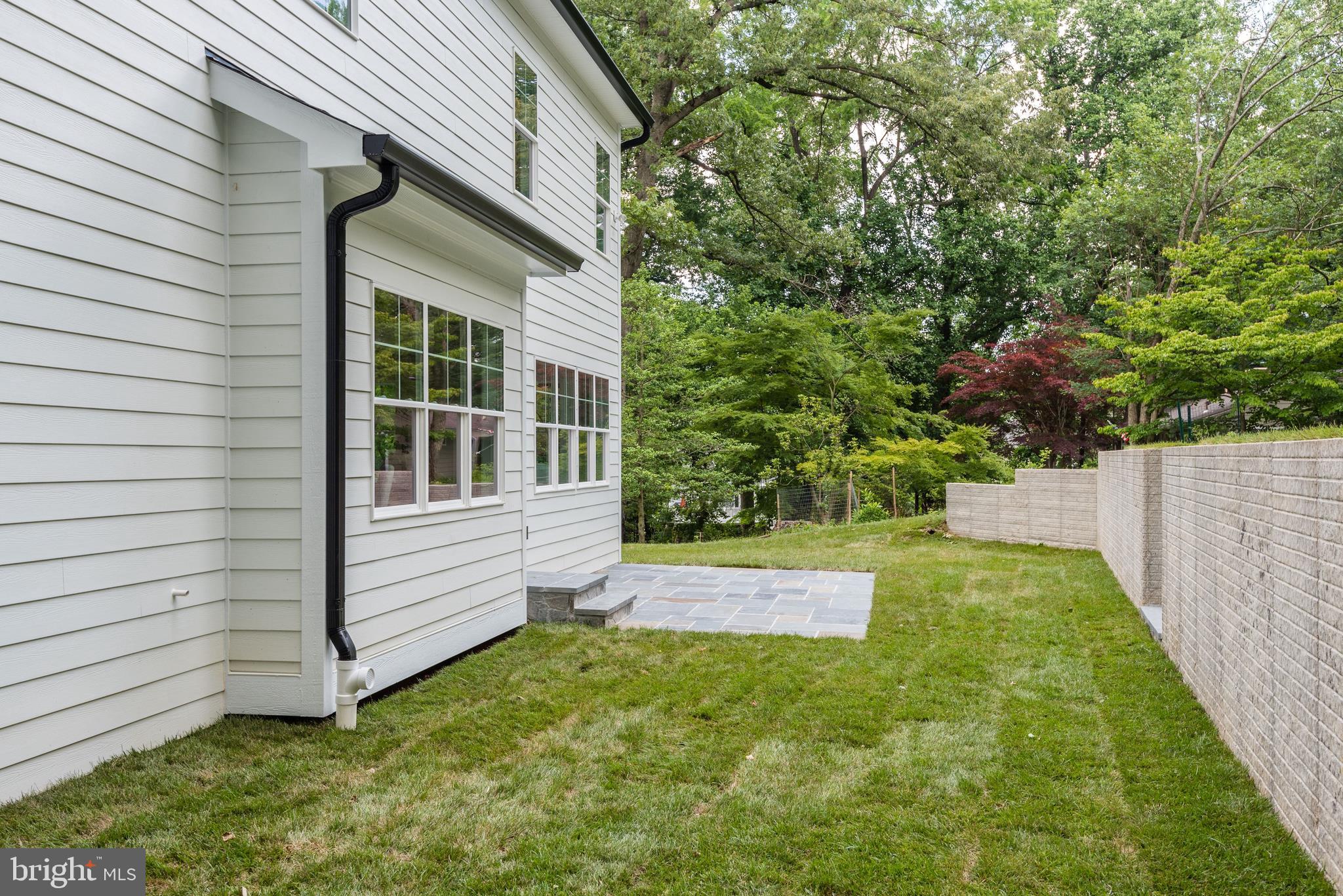 8609 Seven Locks Road Bethesda, MD 20817 - Photo 43 of 45 Patio