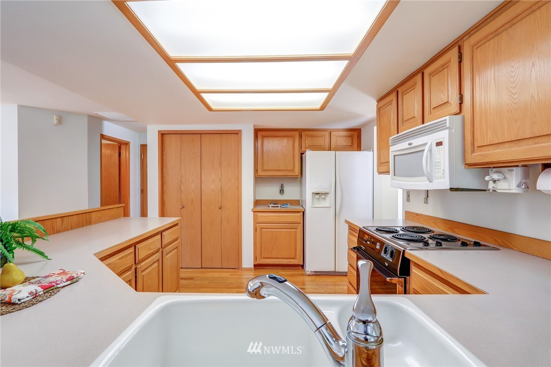 20070 Bue Rund Loop Northeast Poulsbo, WA 98370 - Photo 15 of 32 Gallery Image 15