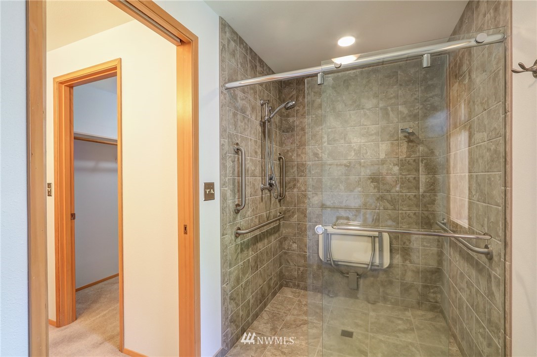 20070 Bue Rund Loop Northeast Poulsbo, WA 98370 - Photo 24 of 32 Gallery Image 24