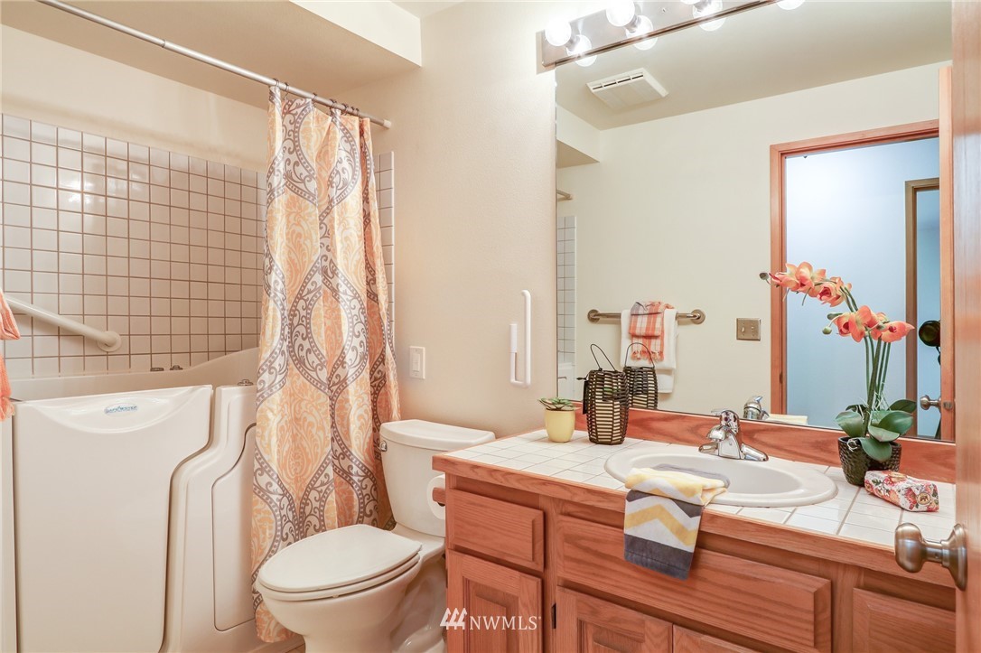 20070 Bue Rund Loop Northeast Poulsbo, WA 98370 - Photo 28 of 32 Gallery Image 28