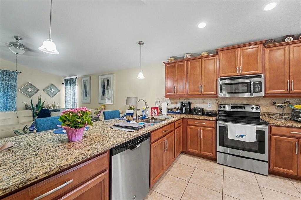 10048 Ives Loop Hudson, FL 34667 - Photo 15 of 34