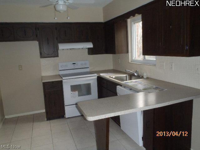 6482 State Road, Unit E12 Parma, OH 44134 - Photo 4 of 9