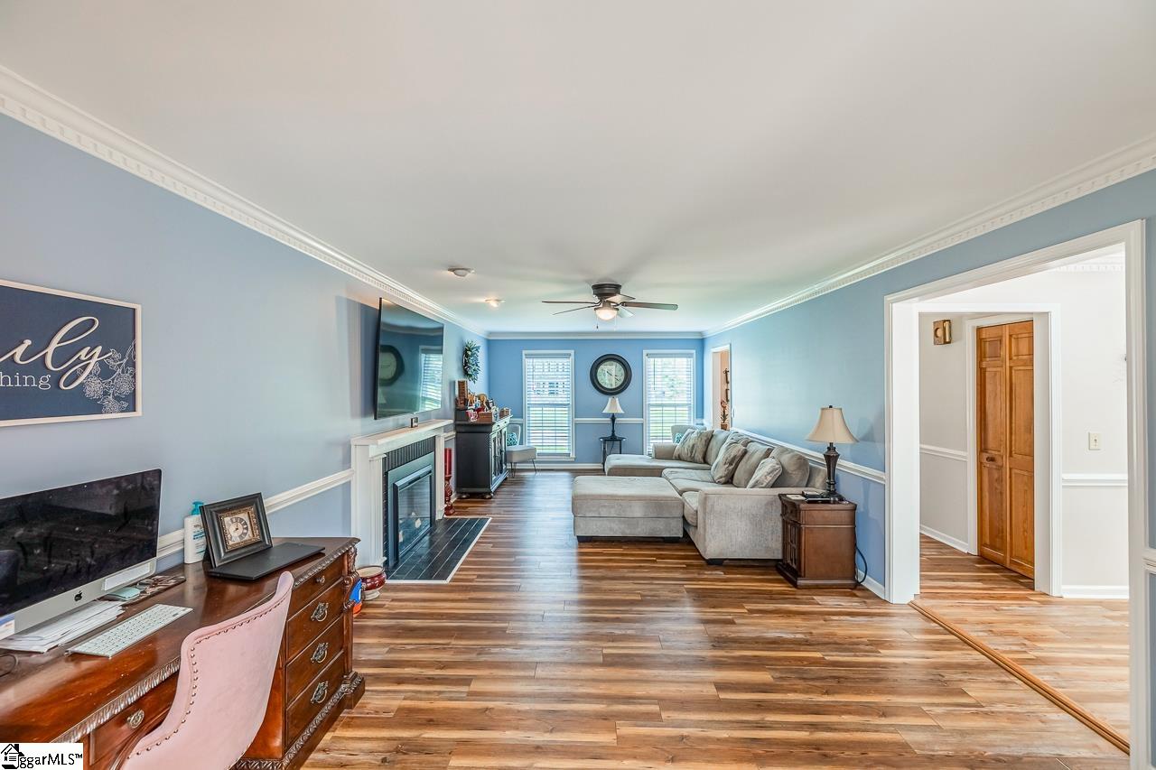 1012 3 Bridges Road Easley, SC 29642 - Photo 9 of 41