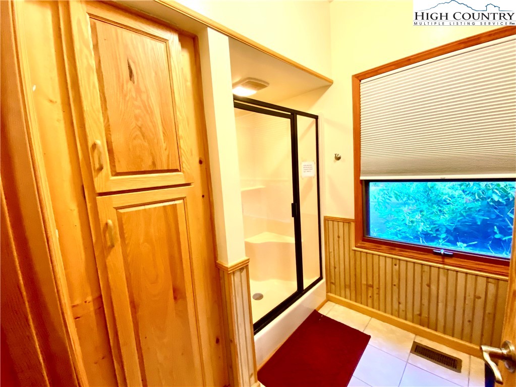 30 Sourwood Knoll Road Newland, NC 28657 - Photo 13 of 39