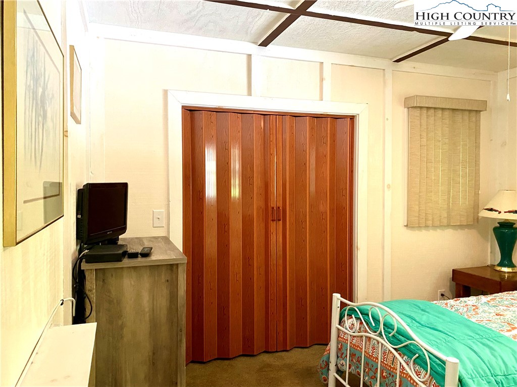 30 Sourwood Knoll Road Newland, NC 28657 - Photo 15 of 39