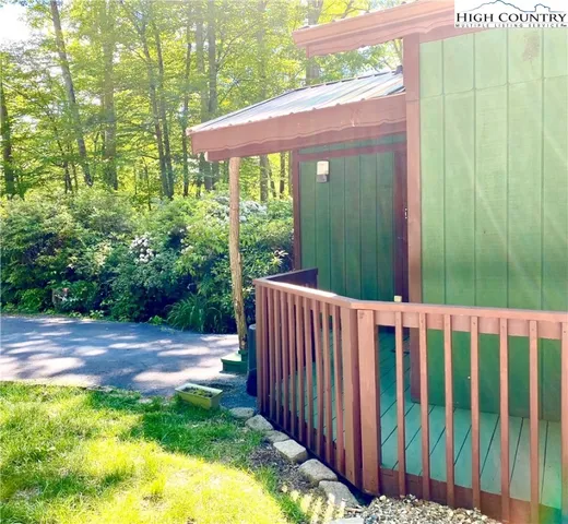 $304,920 | 30 Sourwood Knoll Road, Newland, NC 28657