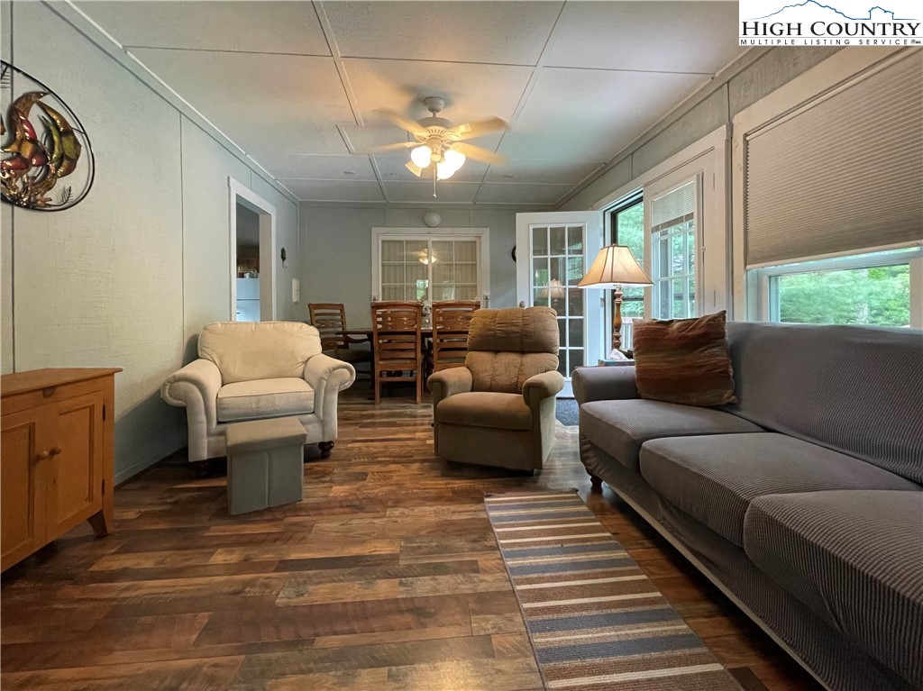 30 Sourwood Knoll Road Newland, NC 28657 - Photo 5 of 39