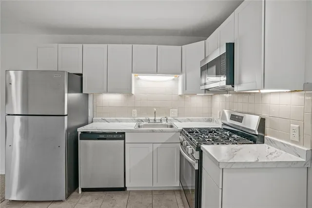 $268,000 | 3940 Post Road, Unit 26, Warwick, RI 02886