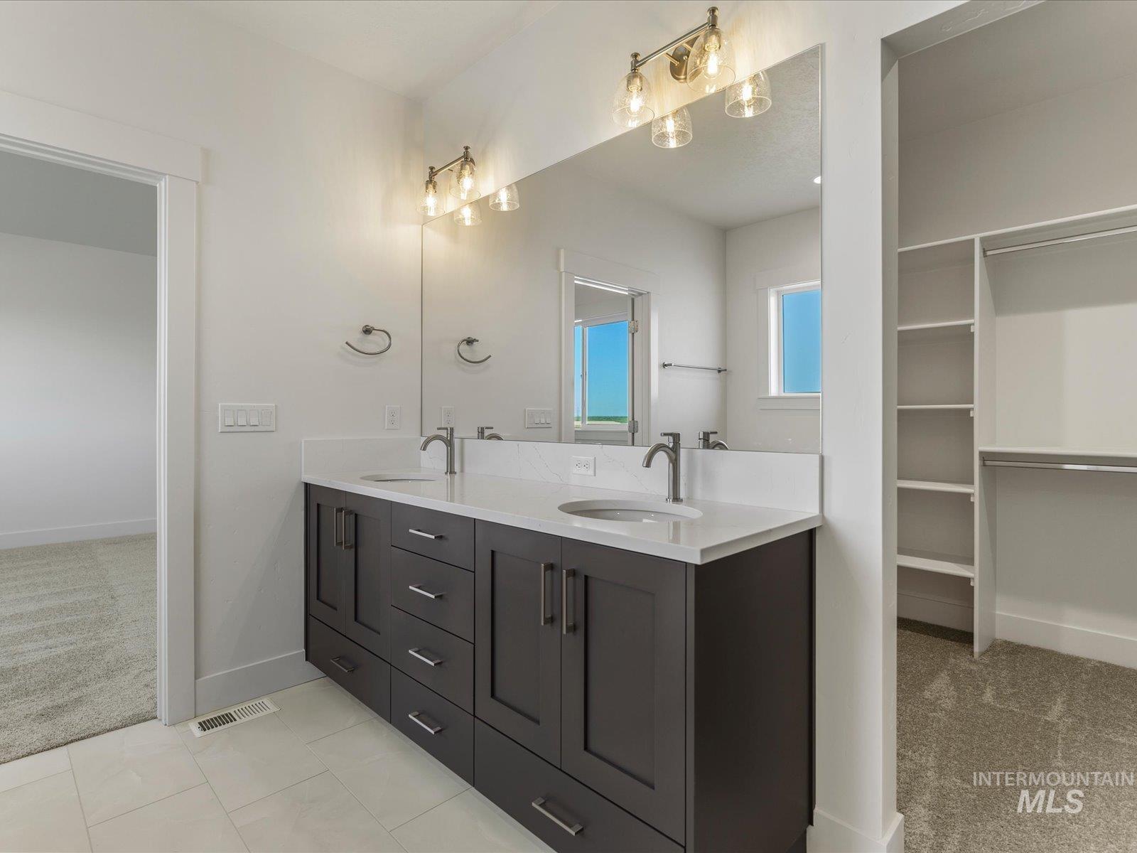 375 South Bumper Way Boise, ID 83716 - Photo 28 of 48