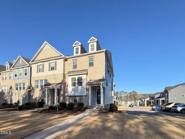 $2,300 | 1281 Herb Garden Way, Apex, NC 27502