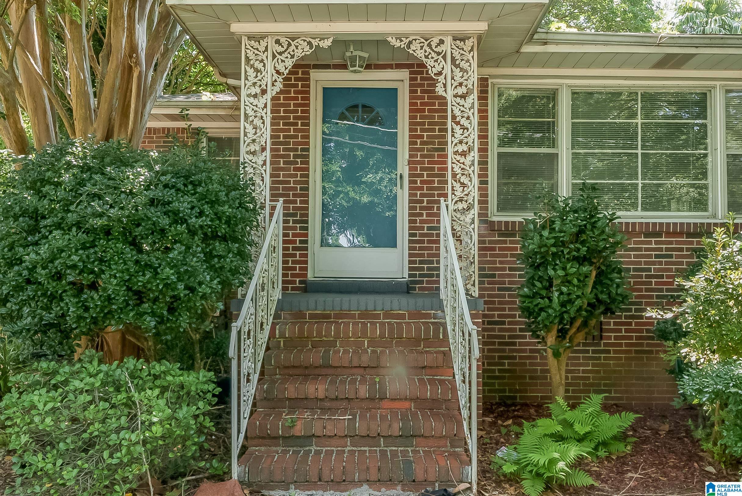 601 3rd Terrace Pleasant Grove, AL 35127 - Photo 2 of 20