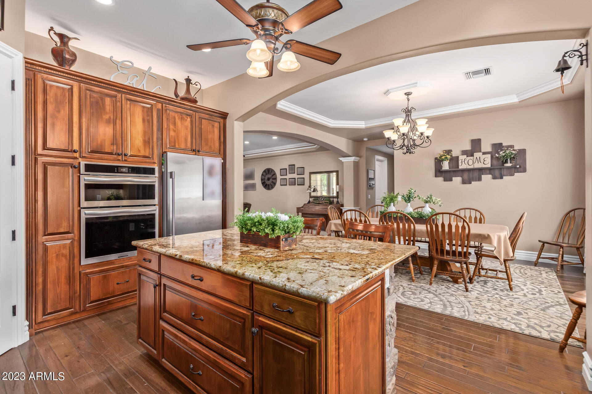 168 North Greenfield Road Gilbert, AZ 85234 - Photo 24 of 81 Gorgeous Kitchen