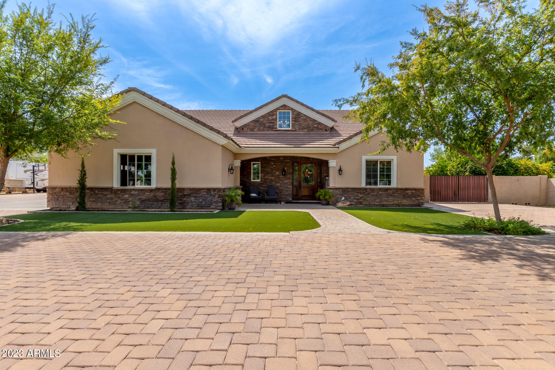168 North Greenfield Road Gilbert, AZ 85234 - Photo 4 of 81 Gorgeous Custom Home