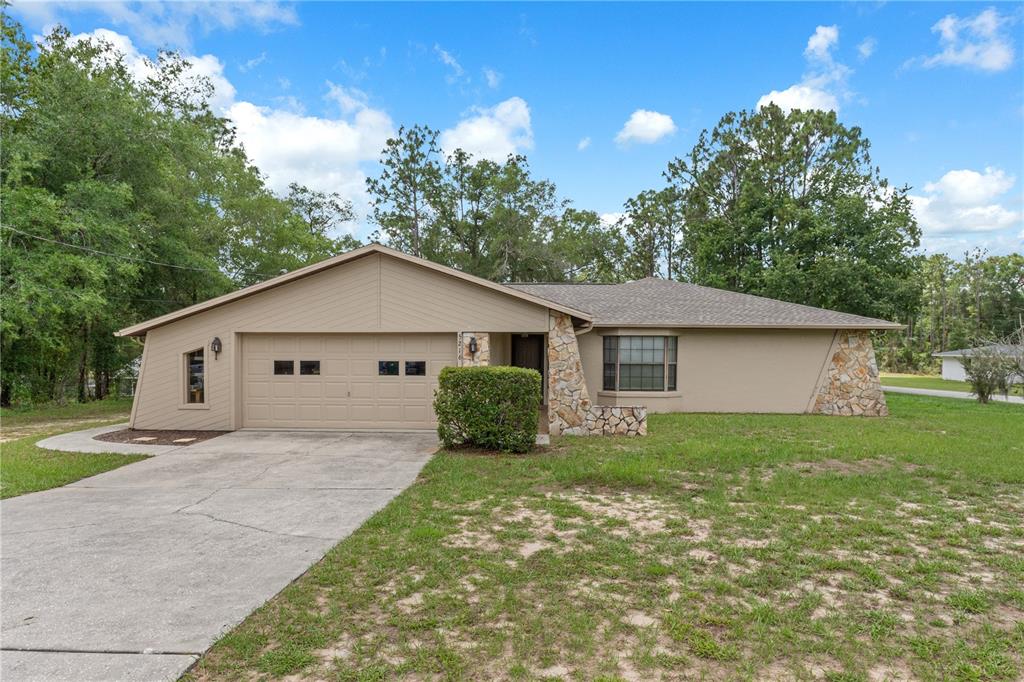 5216 East Hopp Lane Inverness, FL 34452 - Photo 2 of 48
