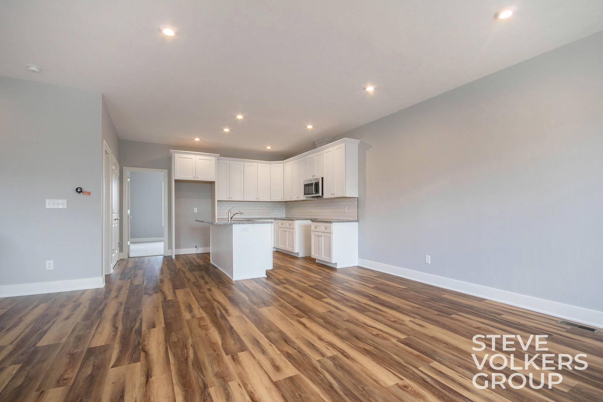 2525 Inverness Road Southeast Grand Rapids, MI 49546 - Photo 16 of 46 2525 Inverness Road SE