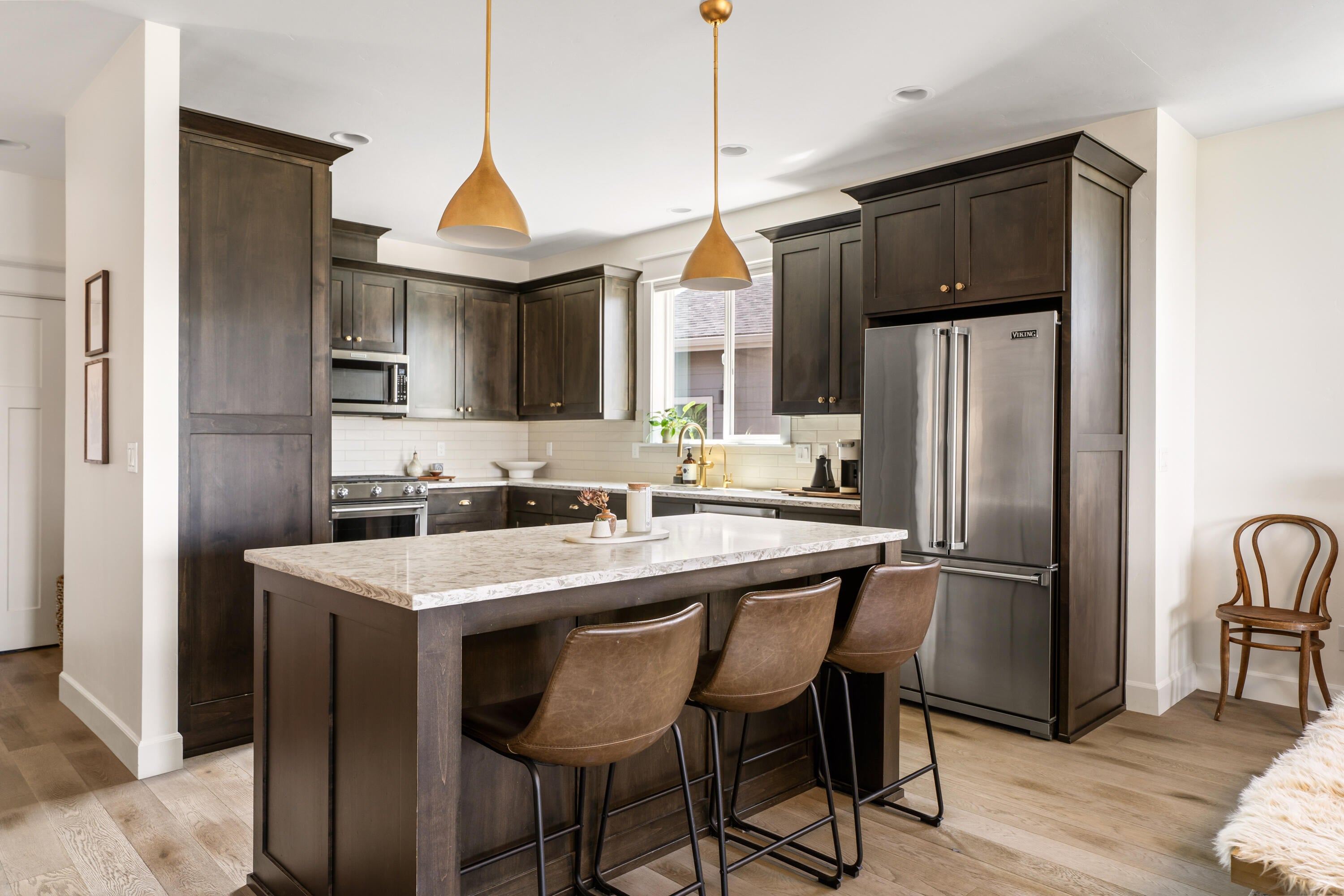 2608 Northwest Compass Corner Loop Bend, OR 97703 - Photo 17 of 56 41-Kitchen