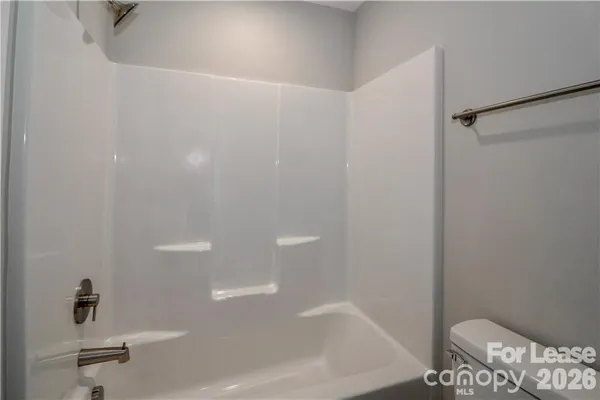 $1,425 | 3971 Newhall Drive Northwest, Hickory, NC 28601